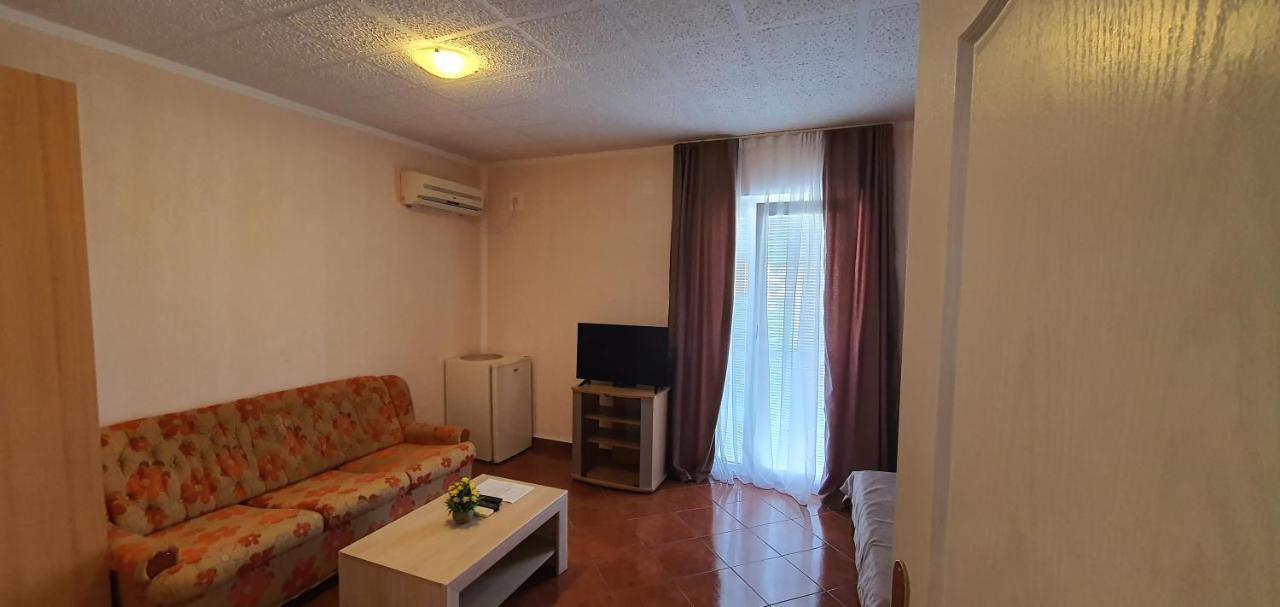Martinovic Rooms Budva Luaran gambar