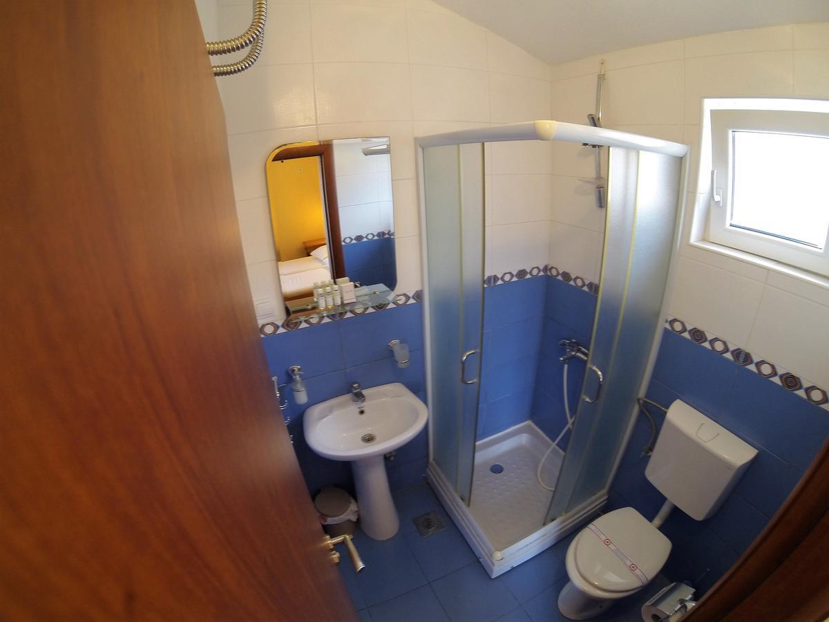 Martinovic Rooms Budva Luaran gambar